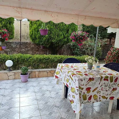 Sidorela בית הארחה