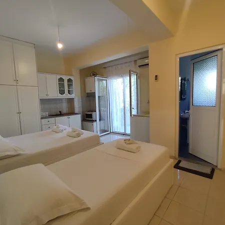 Sidorela Гостевой дом Ксамил