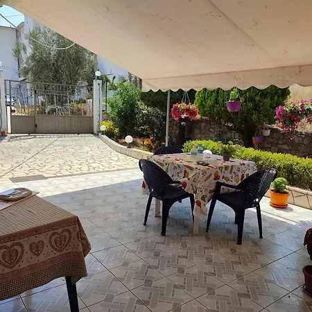 Sidorela クサミル